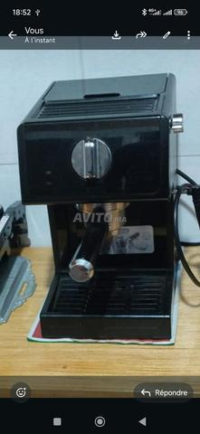 Machine à café Delonghi