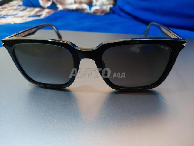 للبيع نظارات سوداء، موديل 25510 للجنسين