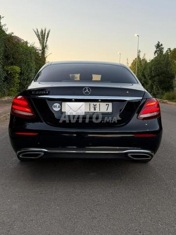 Mercedes-Benz 220 Diesel Automatique 2020 à Rabat