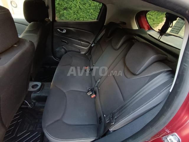 Clio 4 modèle 2018 très bon état - 2