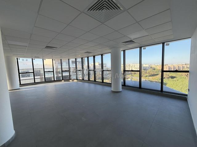 BUREAU NEUF HAUT STANDING 114 m² Les Orchidées 6