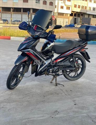 3 دراجات نارية ثانية، موديل 24/09/2023