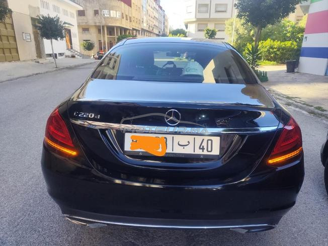 Mercedes-Benz 220 Diesel Automatique 2020 à Tanger