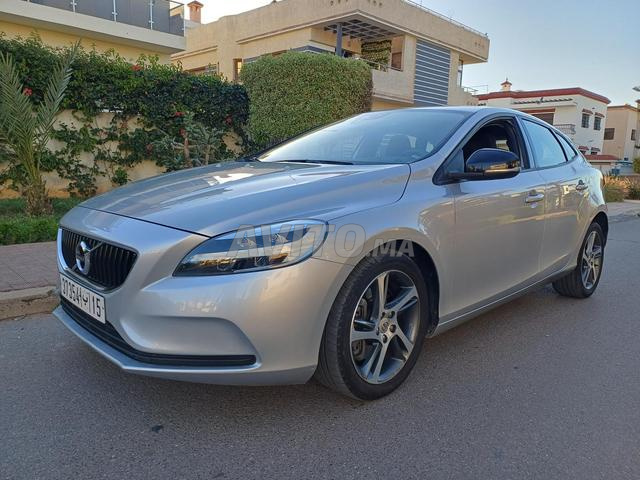 فولفو V40 ديزل أوتوماتيك 2020 في الرباط - 2