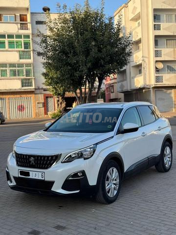 3008 2019 très bon état 2L manuel