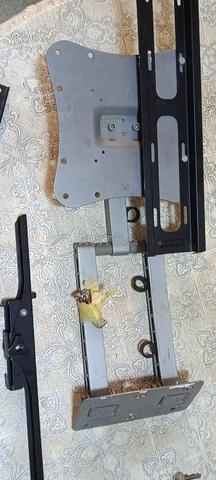 Support mural TV orientable