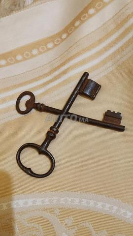 مفاتيح قديمة بحالة ممتازة لعشاق التحف❤️أساور قديمة❤️
