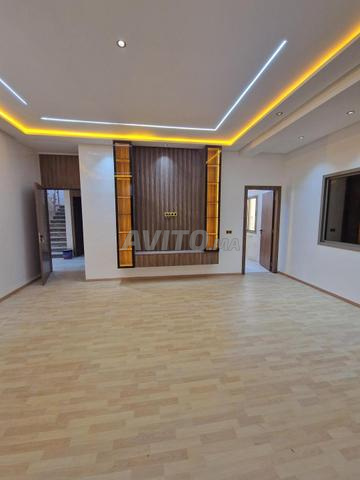 Villa Neuve 601m 2 façades - 2