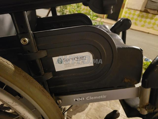 كرسي متحرك مريح Invacare Rea - 2