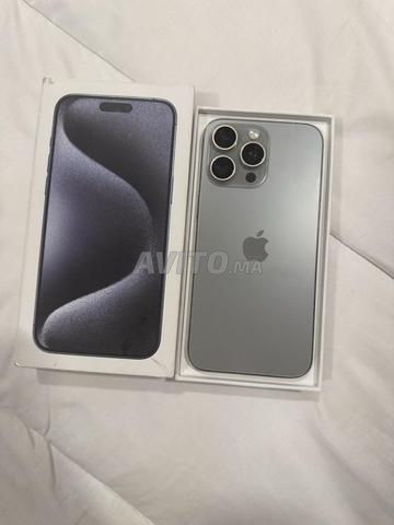 Apple iPhone 15 Pro Max 256Go carte SIM