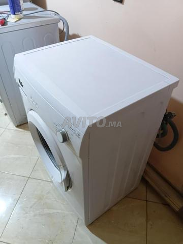 غسالة ملابس ماركة Whirlpool 7 كجم - 2