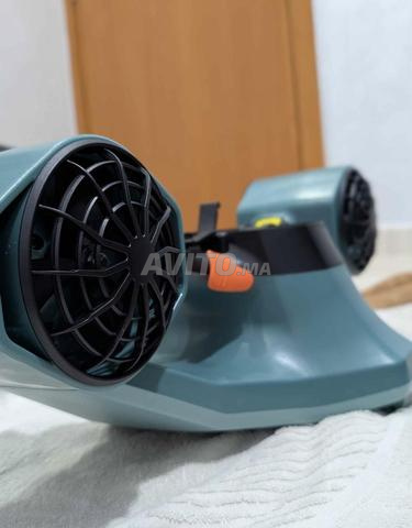 سكوتر تحت الماء للغوص والسباحة - 2