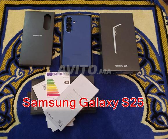Samsung S25 à vendre, presque neuf, importé de l'étranger