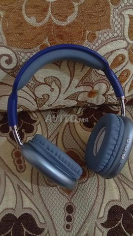 Casque Bluetooth sans son emballage d'origine