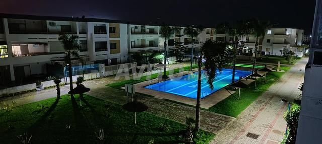 Investissement locatif idéal vue piscine - 2