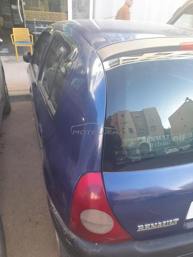 Renault Clio Essence Manuelle 2001 à Salé