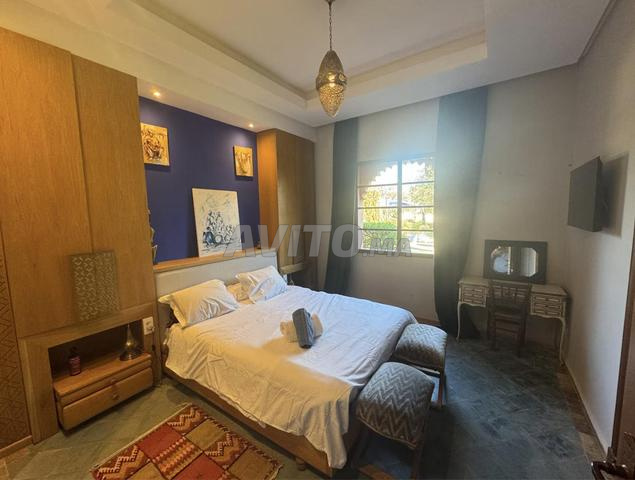 فيلا عصرية بحمام سباحة خاص