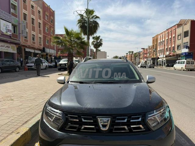 Dacia Duster Diesel Automatique 2022 à Agadir - 2