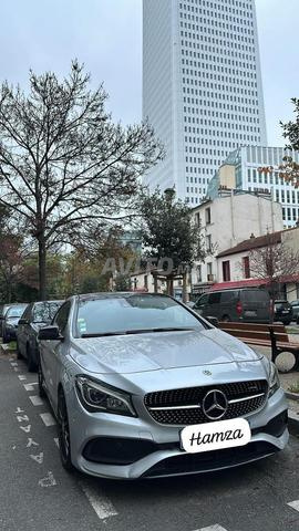 Mercedes-Benz 200 Diesel Automatique 2018 à Rabat