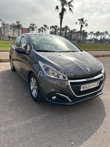 peugeot 208 2019