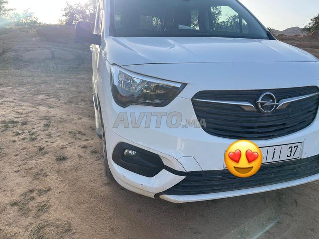 أوبل كومبو ديزل يدوية 2021 في تافراوت