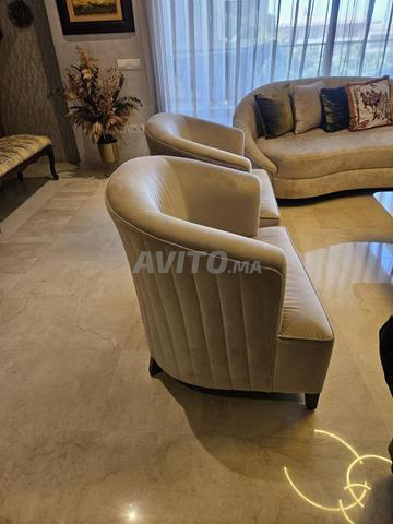 كرسي بتصميم شانيل باك - 2