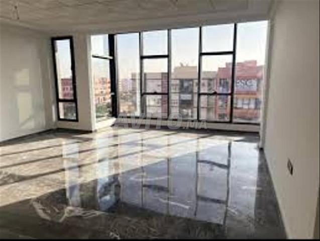 مكاتب تجارية للبيع - 2