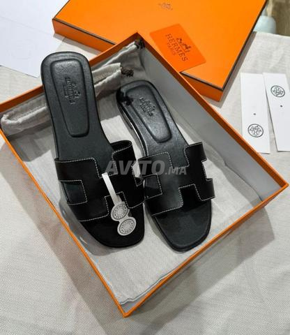 Sandale Hermès en Couleurs Cuir HR8760 - 2