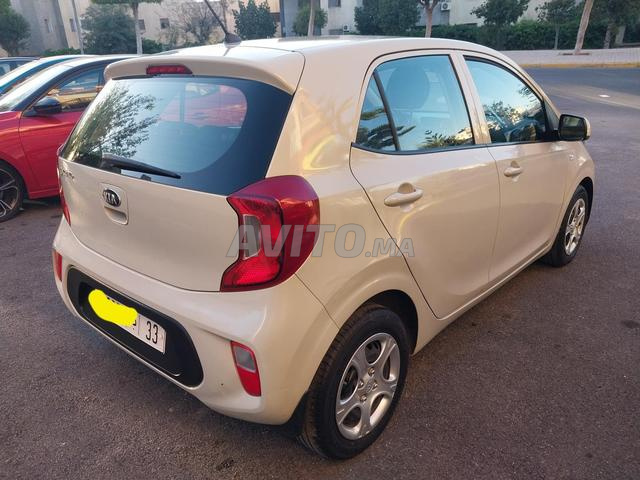 Kia Picanto automatique 1.man - 2