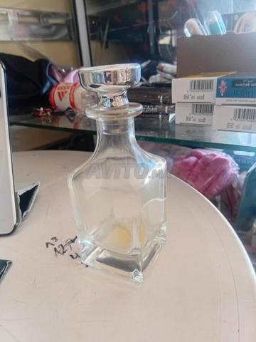 Bouteille de parfum en verre élégante ✨ - 2