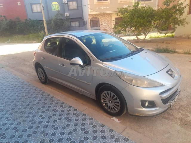 Peugeot 207 - 2