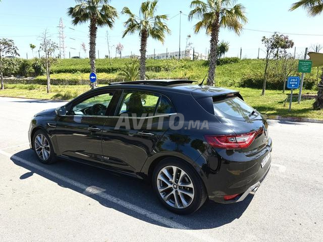 ميغان 4 جي تي لاين - 2