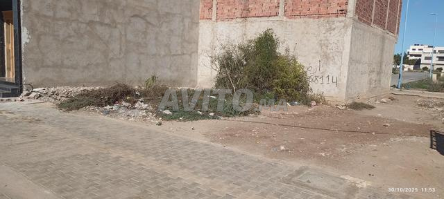 أرض مساحة 145 متر مربع بتجزئة بوعرور بمدينة الناظور