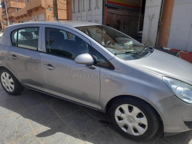 Opel Corsa Essence Manuelle 2008 à Tan-Tan