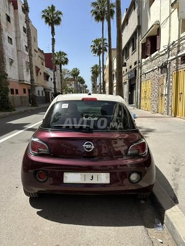 Opel Adam en très bon état