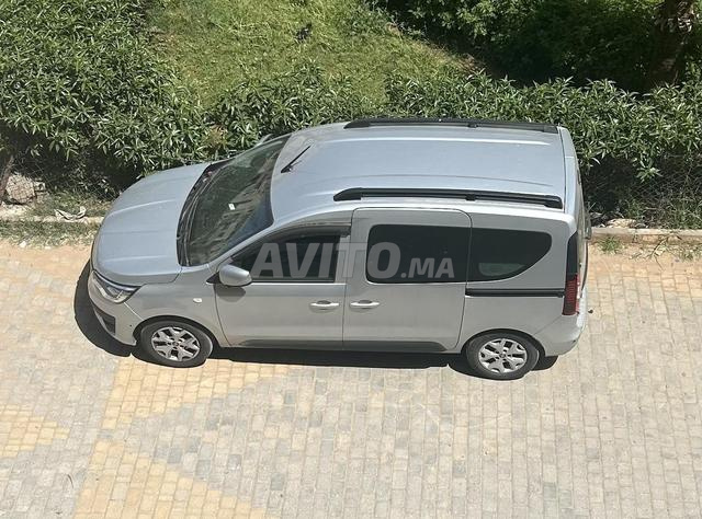 Renault express 2025 mois 4 toute option