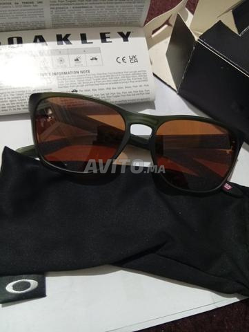 نظارات شمسية أوكلي أصلية