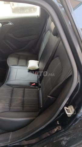 Mercedes b180 très bon état