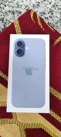 iPhone 17 emballage jamais ouvert 256 Go