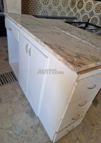 2 طاولات عمل جديدة مجهزة جيدًا 179 سم × 48 سم 110 سم × 48 سم