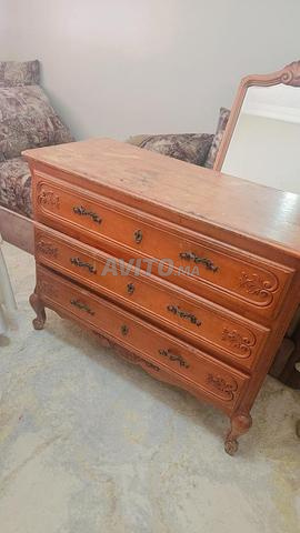 Bois de chambre à coucher