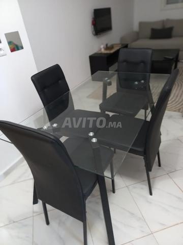 Salle à manger avec 4 chaises - 2