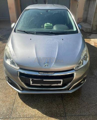Peugeot 208 Diesel Manuelle 2019 à Casablanca