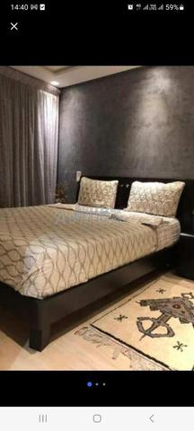 معك مُدرّ حقيقي في شارع المسيرة بجوار فندق يحيى