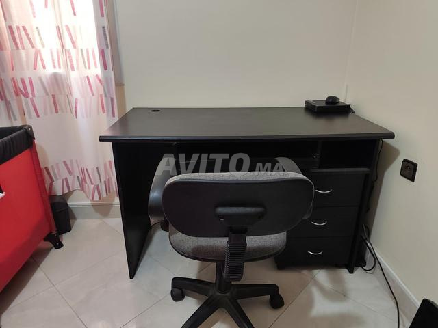 Bureau avec chaise - 2