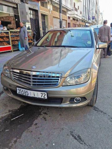 Mercedes 220 modèle 2009