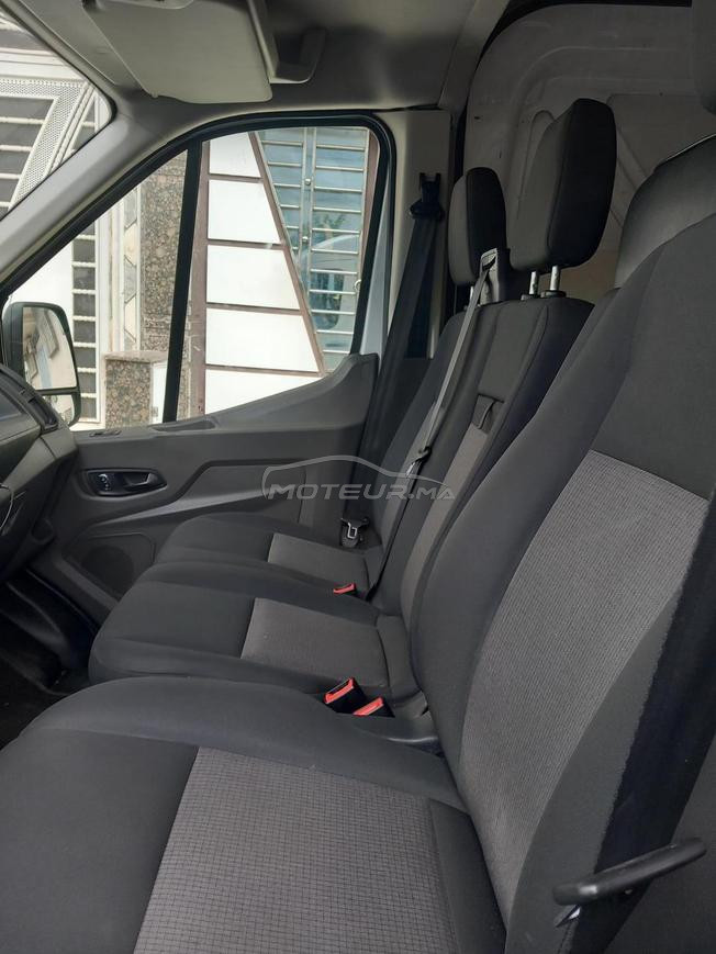 je met en vente très belles ford transit 