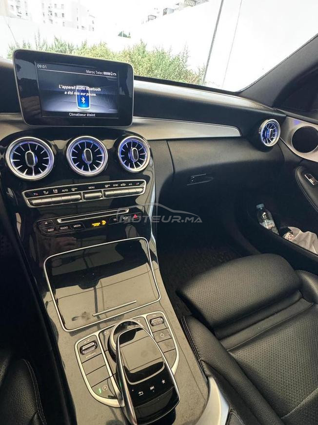 Mercedes-Benz 220 Diesel Automatique 2018 à Agadir
