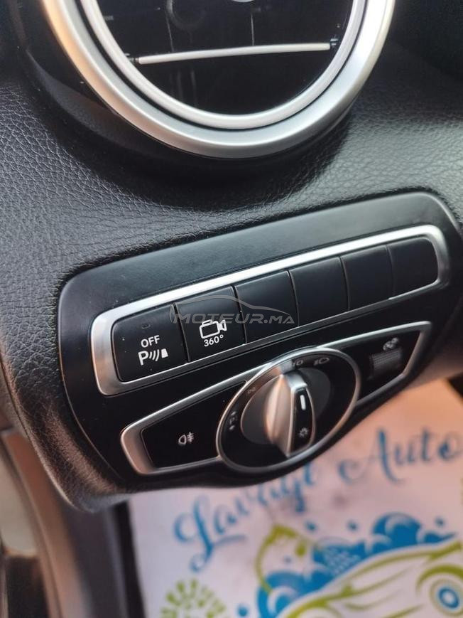 Mercedes-Benz 220 Diesel Automatique 2018 à Agadir