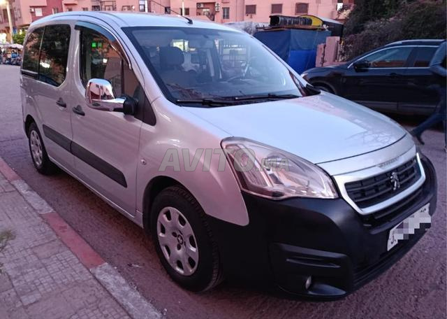 بيجو بارتنر مكيف 6 أبواب